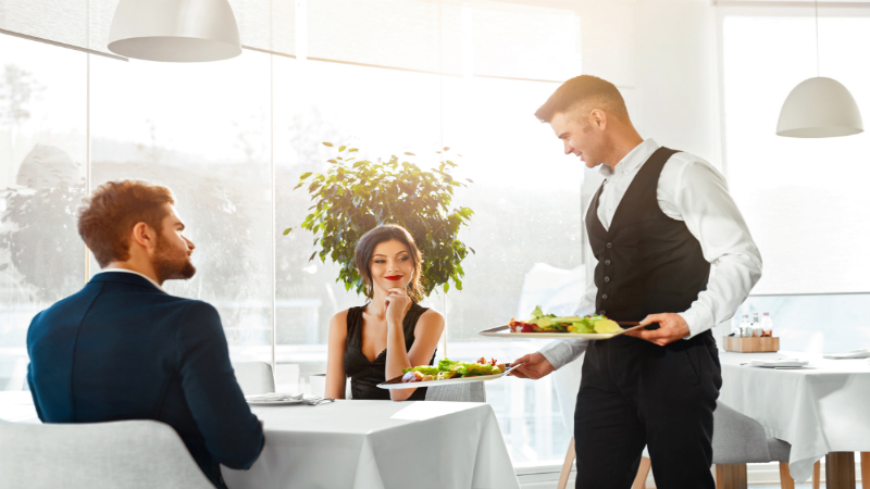 How to Master the Working Lunch Date